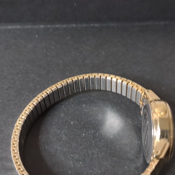 6 Inch Acqua Indiglo Stretch Watch With White Dial - Picture 7 of 13